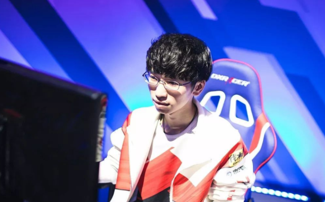 而是可训练 而是可训练